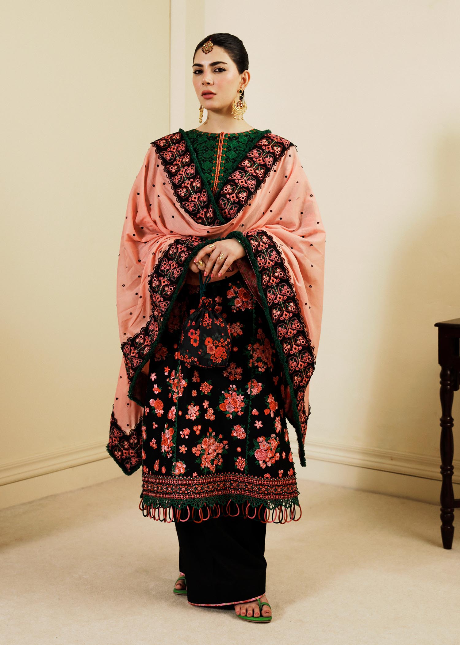 Noir Embroidered Lawn Stitched 3pc