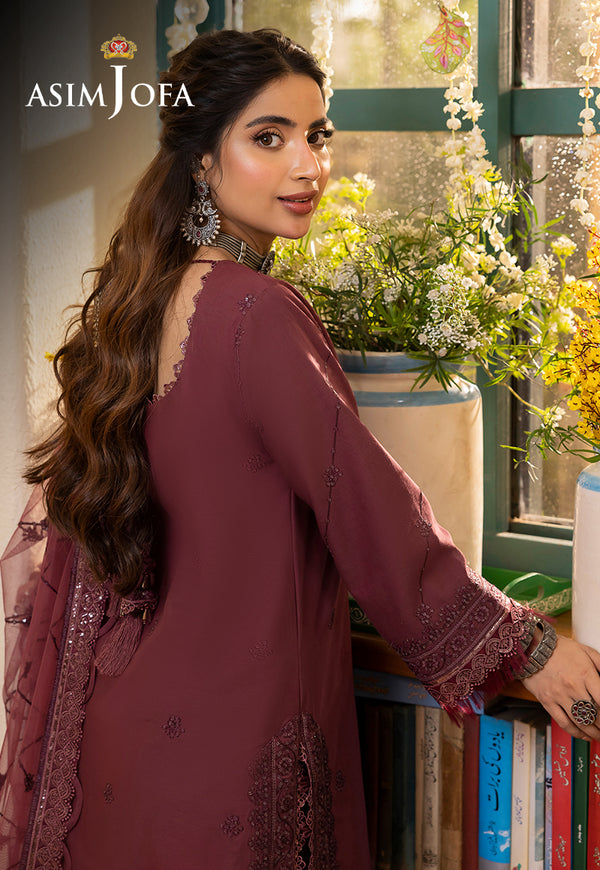 Heritage Tales Embroidered Ensemble: Shadow Work - Stitched Collection.