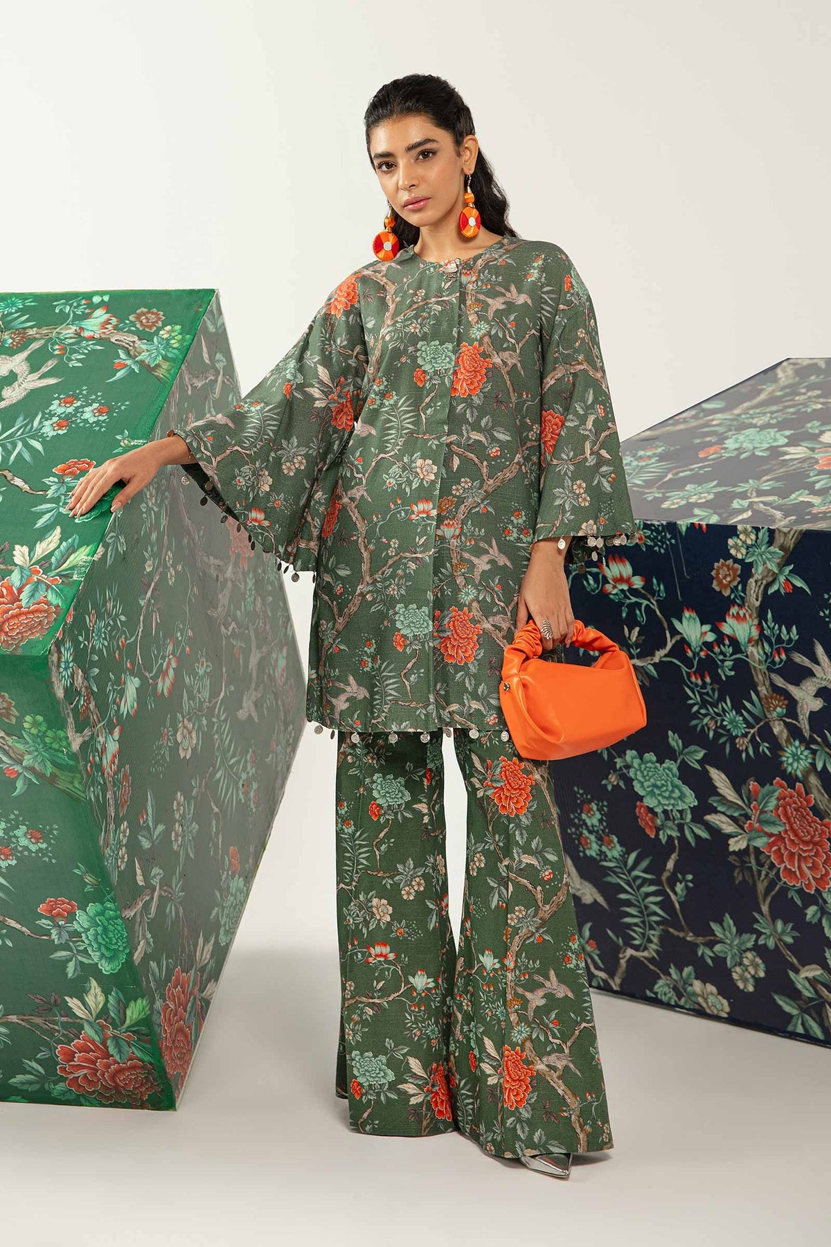 Evergreen Grace: 2-Piece - Khaddar Shirt and Trouser Set in Green