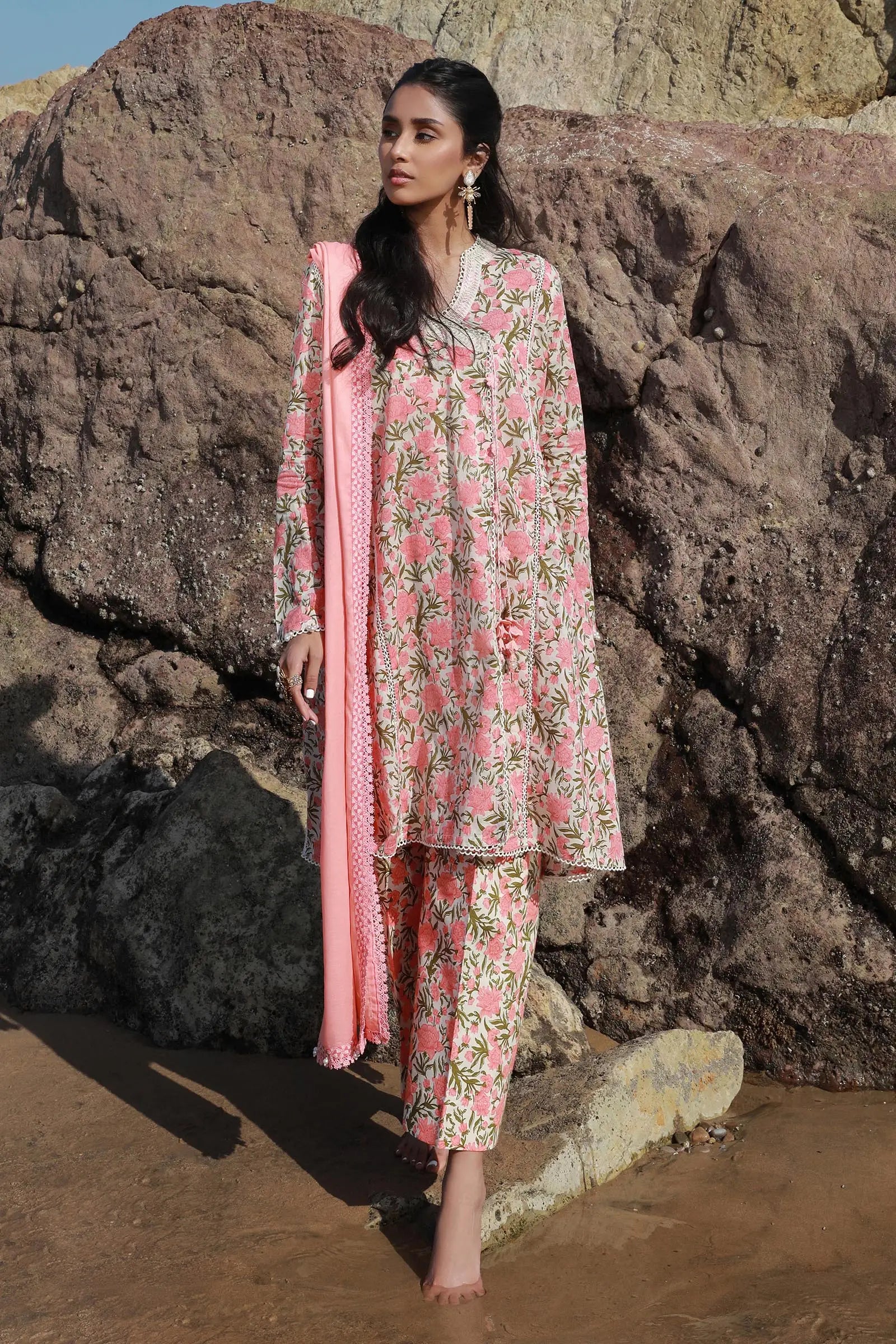 Sana Safinaz - Mahay Floral Spring Ensemble