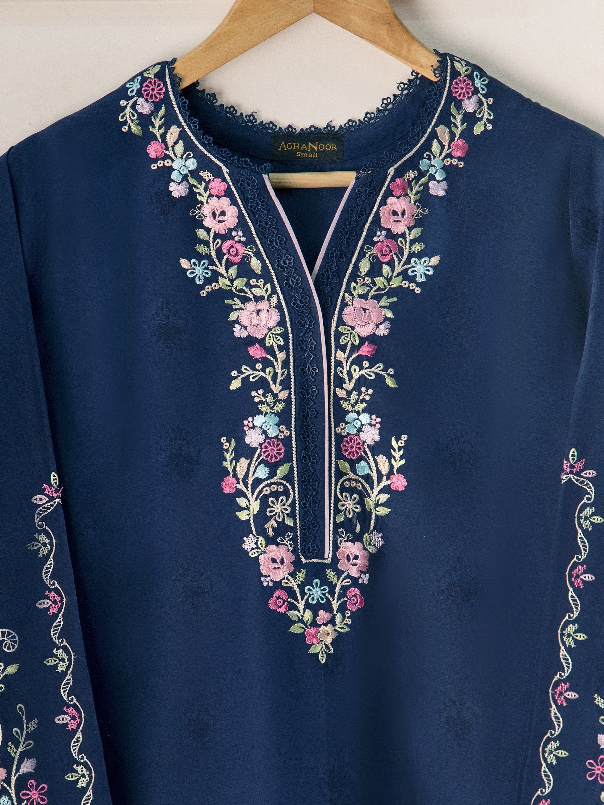 Embroidered Jacquard Shirt S110834