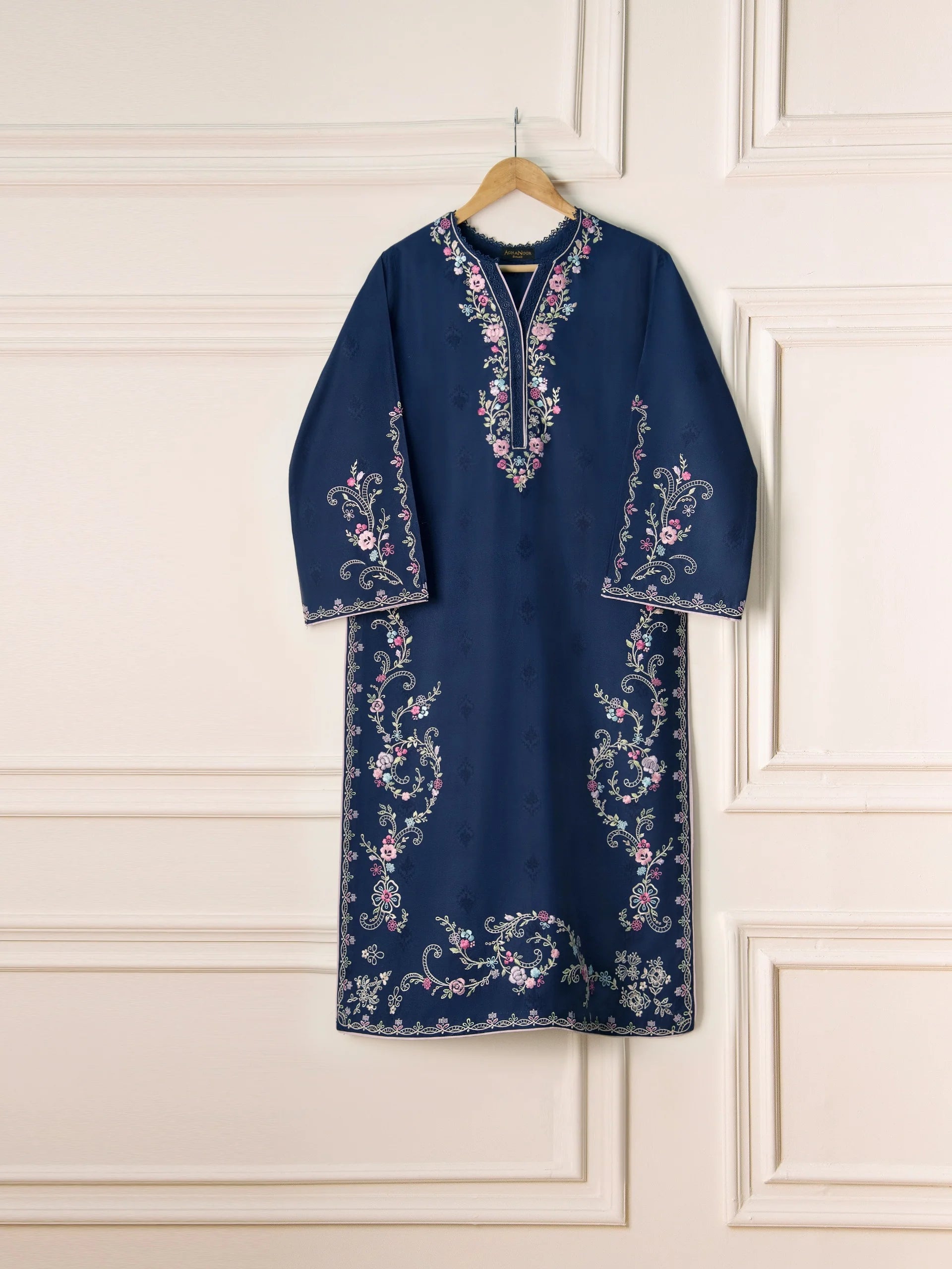 Embroidered Jacquard Shirt S110834