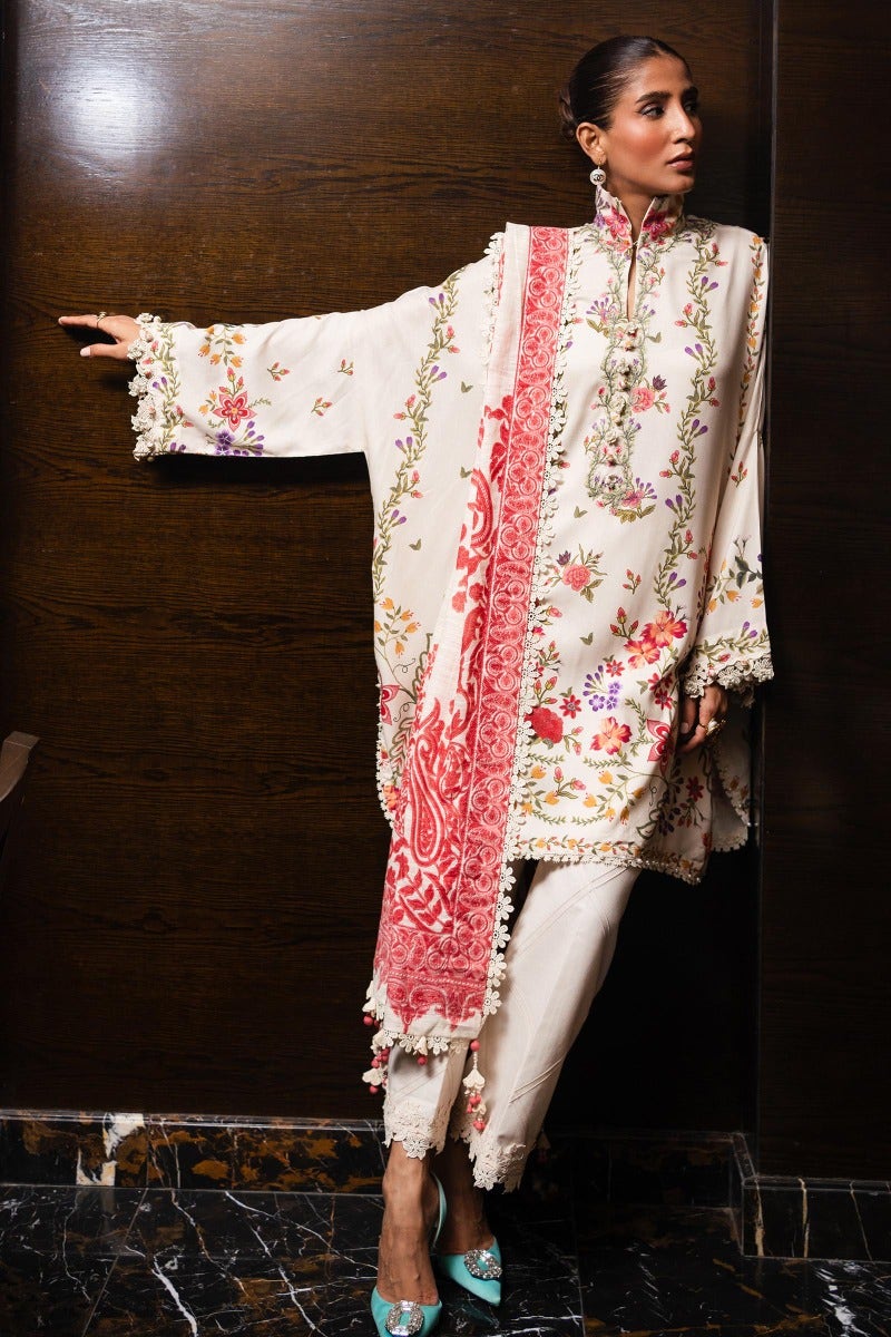 Tales of Grace: Khaddar Ensemble Winter collection